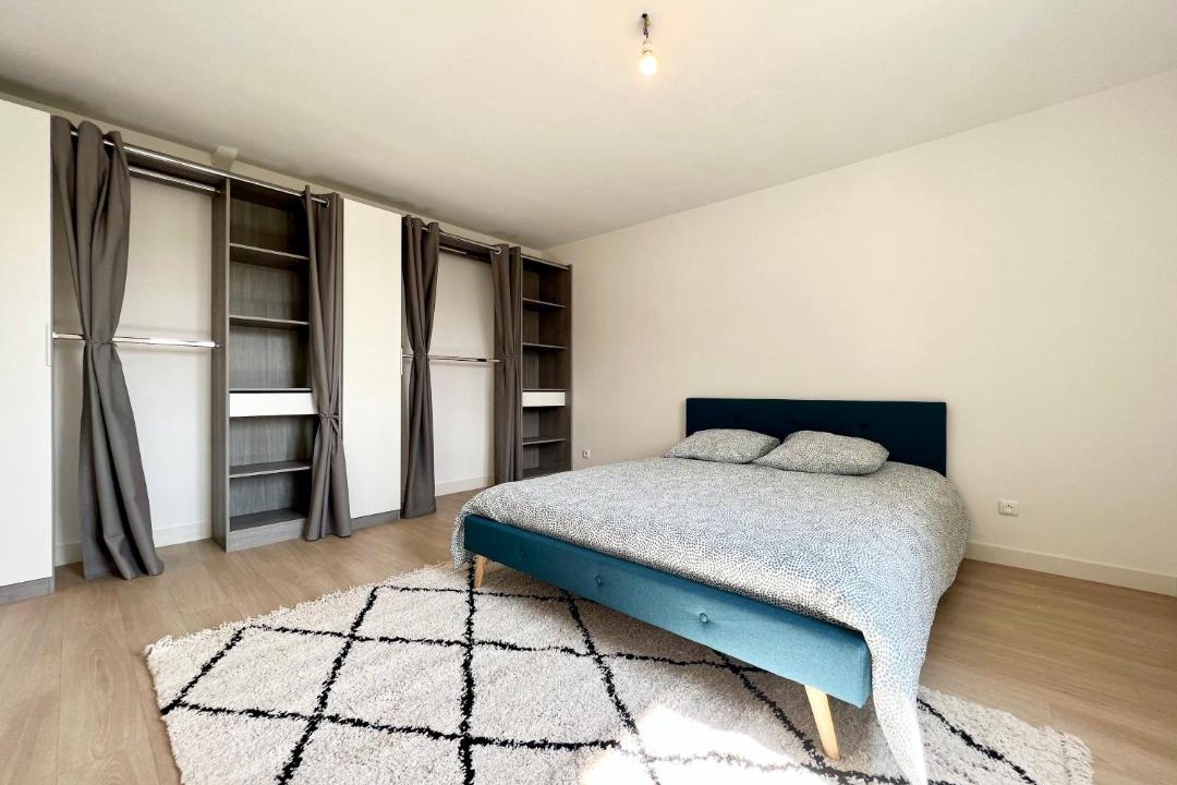 Photo of Bedroom in Avanton