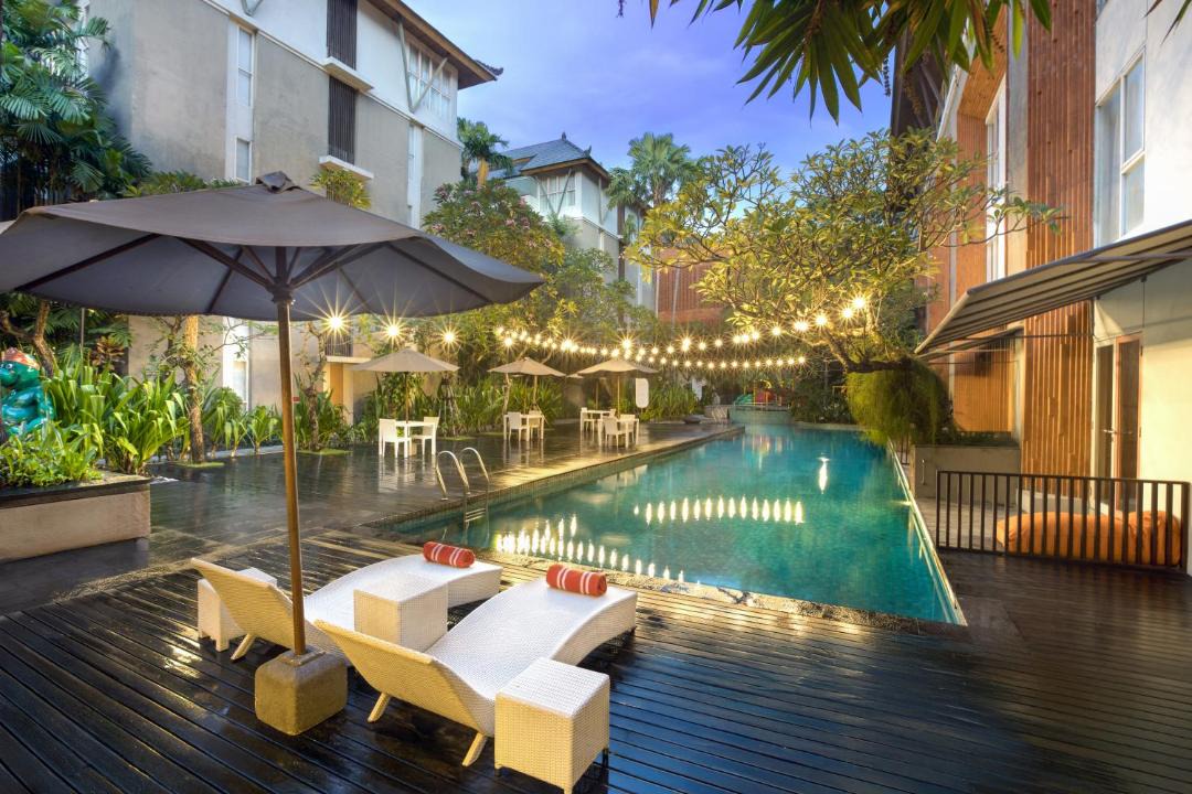 Photo of Others in Sunset Road