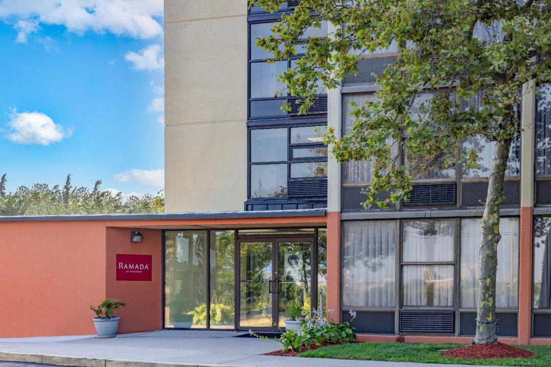 Photo of Others in Pleasantville