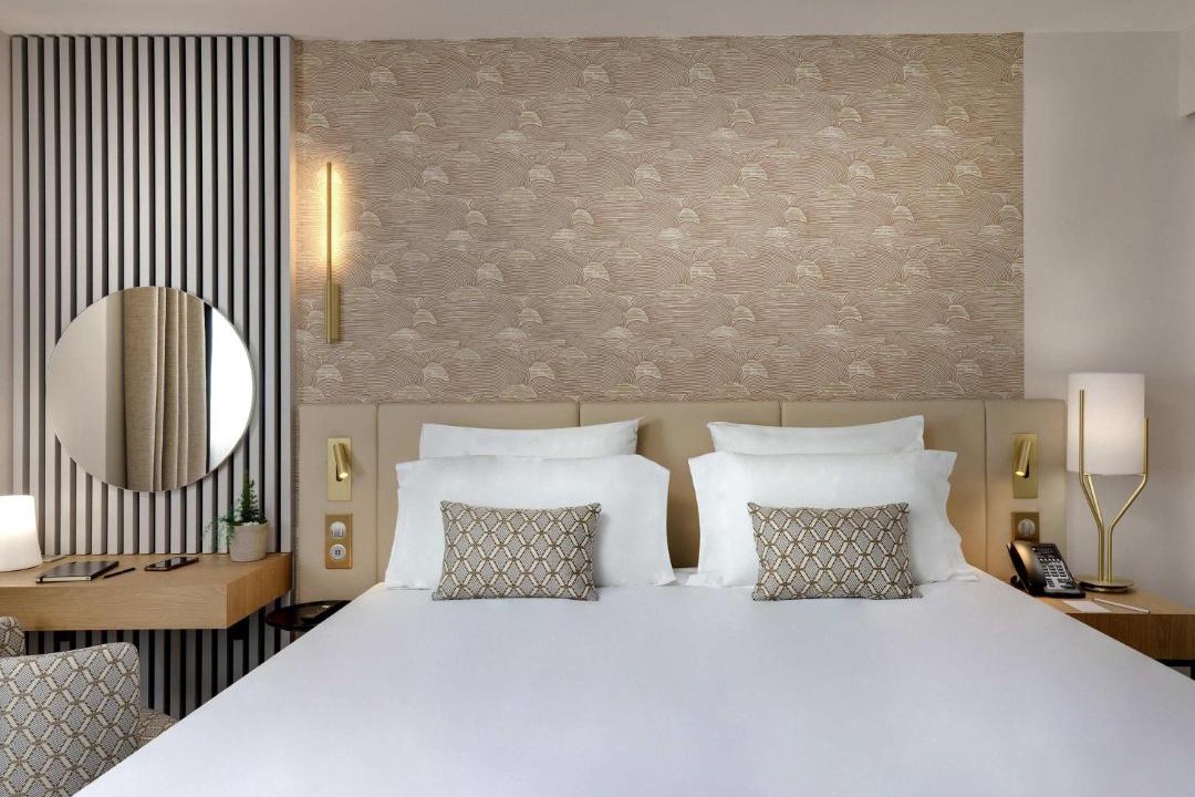 Photo of Bedroom in Comedie