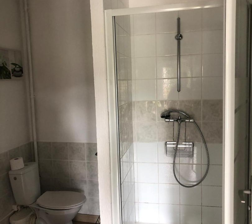 Photo of Bathroom in Aubeville