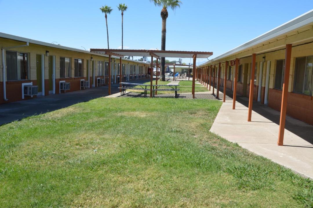 Photo of Others in Red Bluff