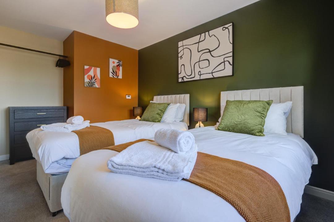 Photo of Others in Bourne