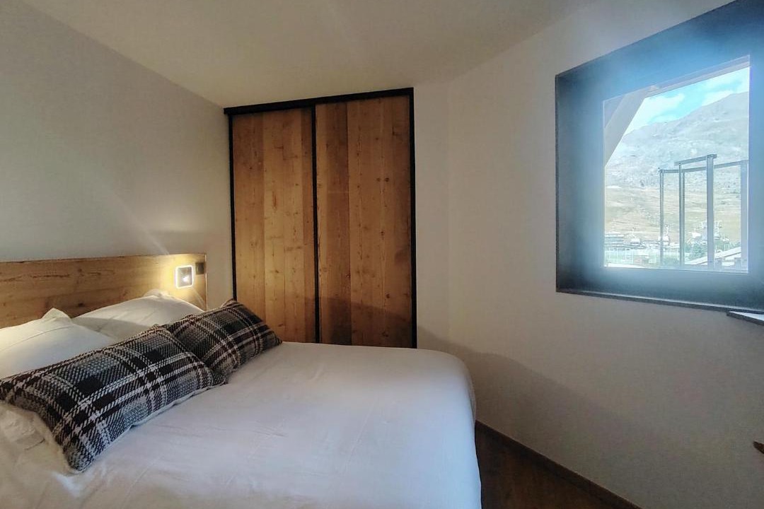 Photo of Bedroom in Eclose-Est