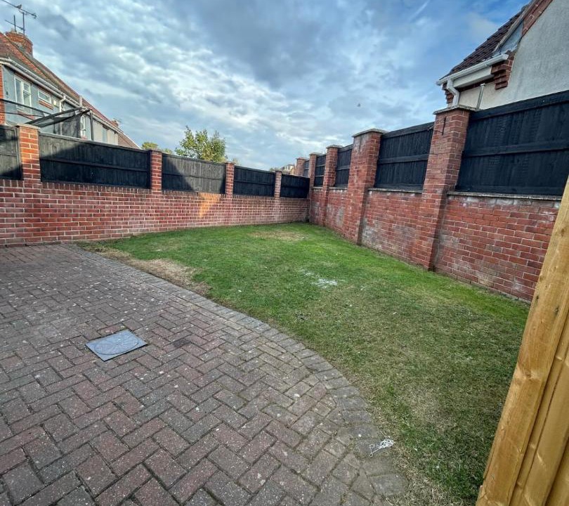 Photo of Others in Hellaby