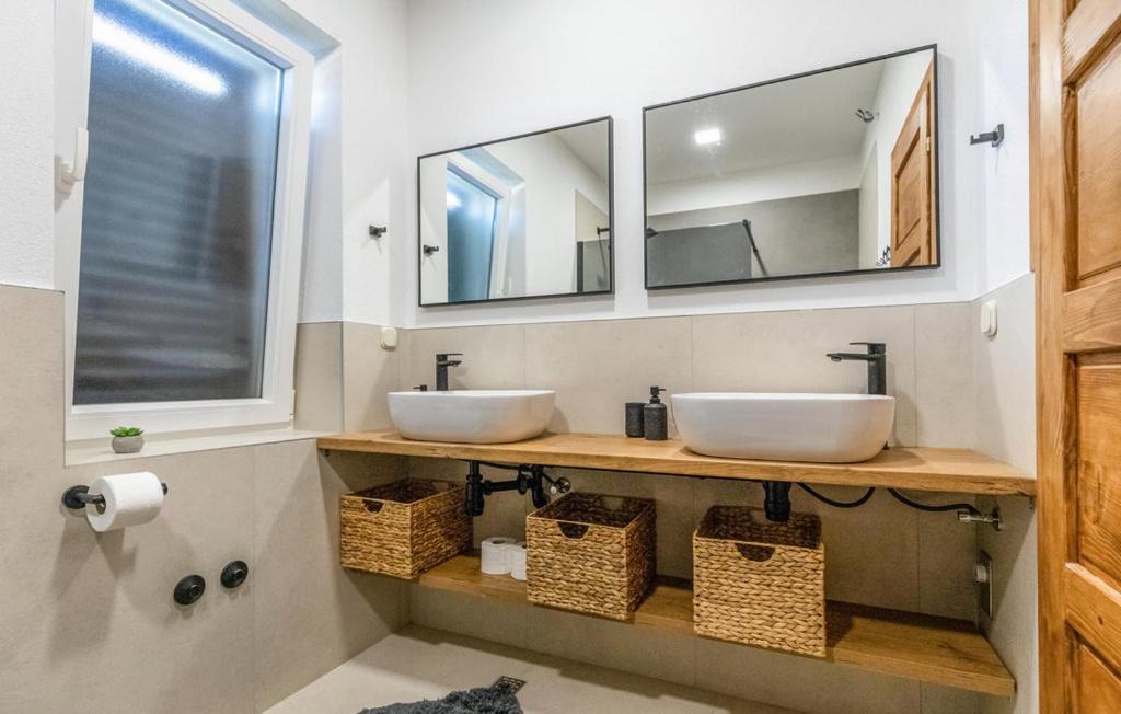Photo of Bathroom in Opuzen
