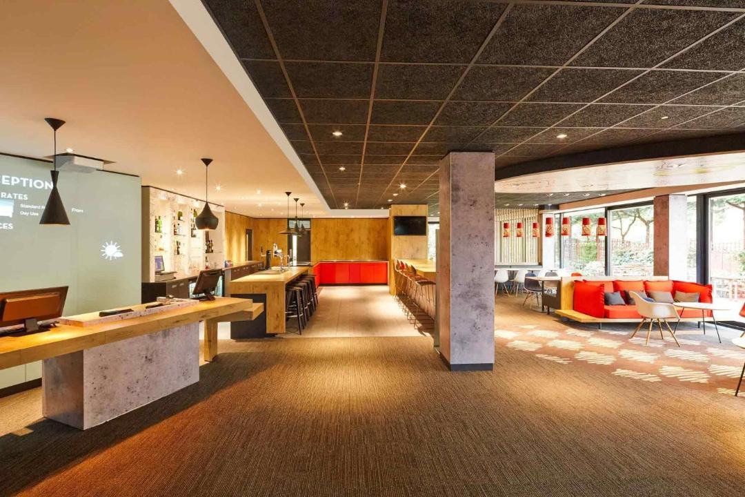 Photo of Others in West Thurrock