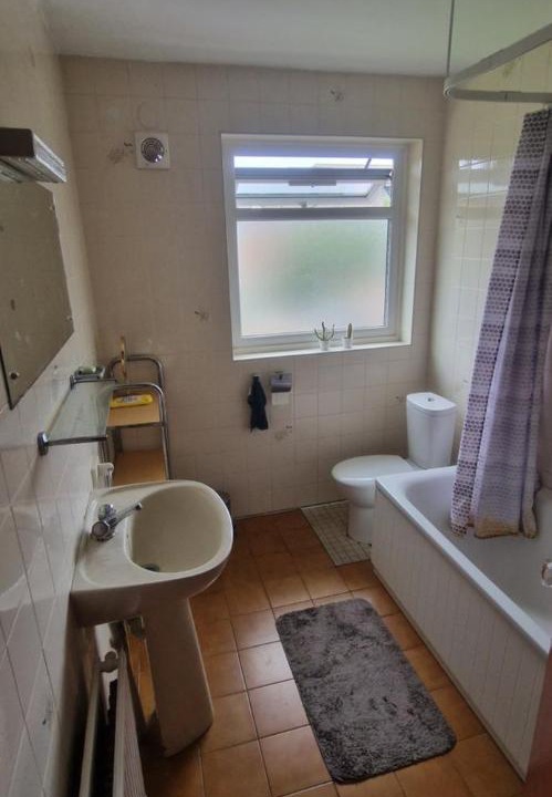 Photo of Bathroom in London Borough of Ealing