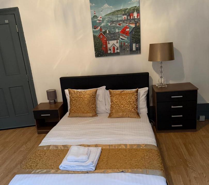 Photo of Others in Highbury West