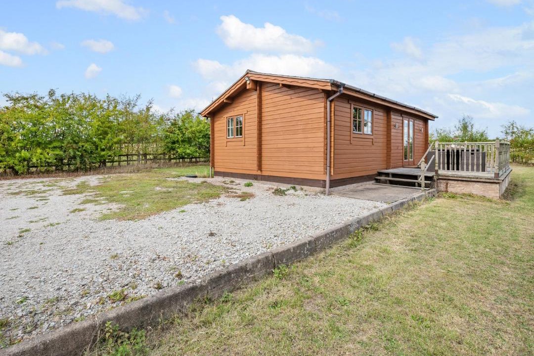 Photo of Others in Coton in the Elms