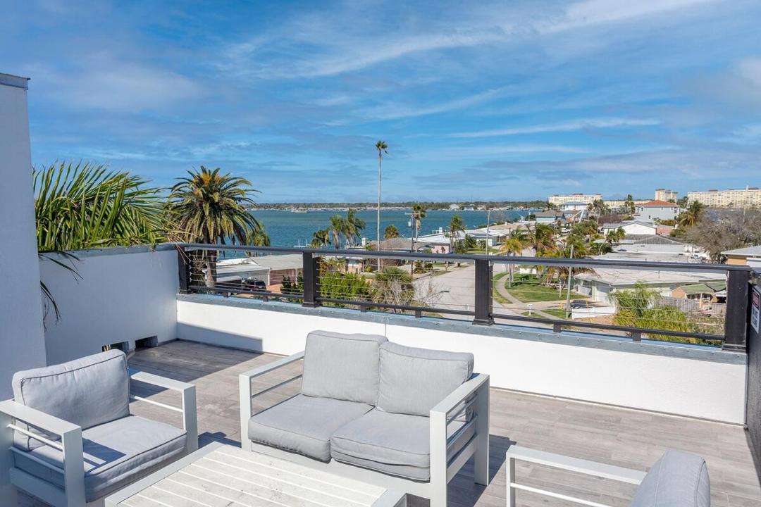Photo of Patio Balcony in Madeira Beach