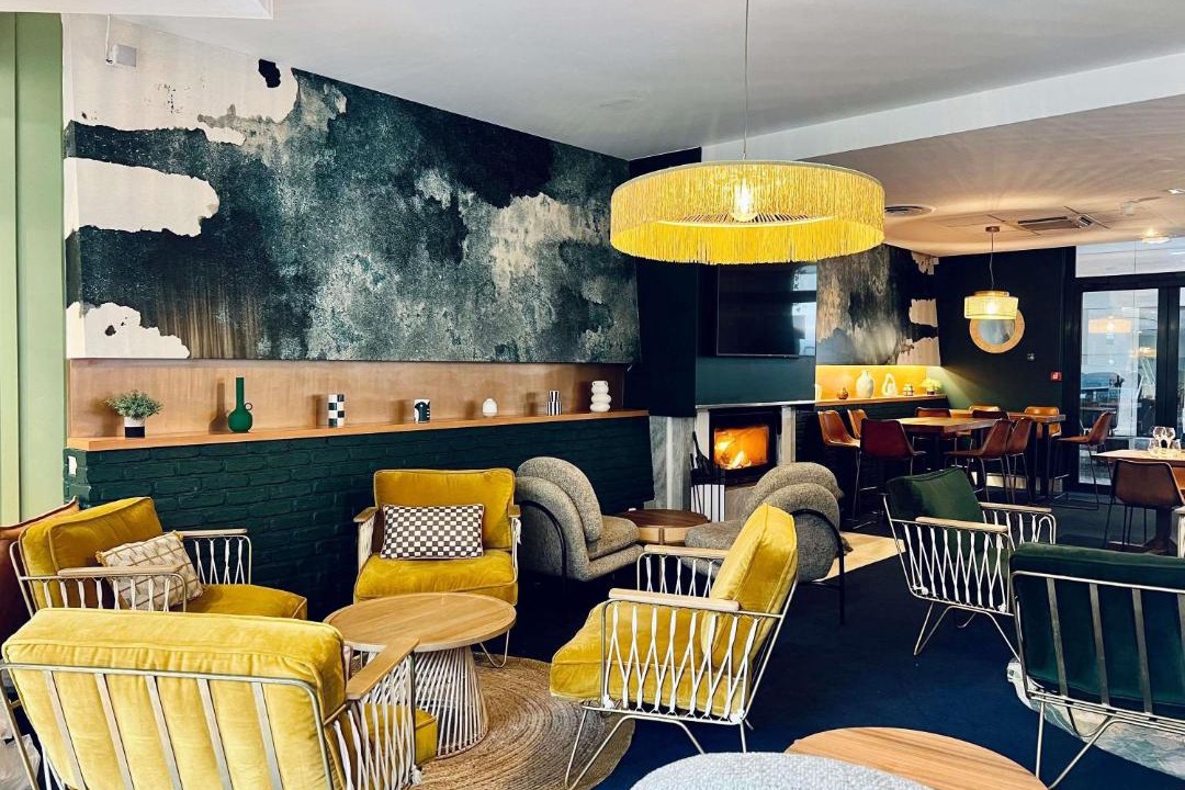 Photo of Others in Sevres