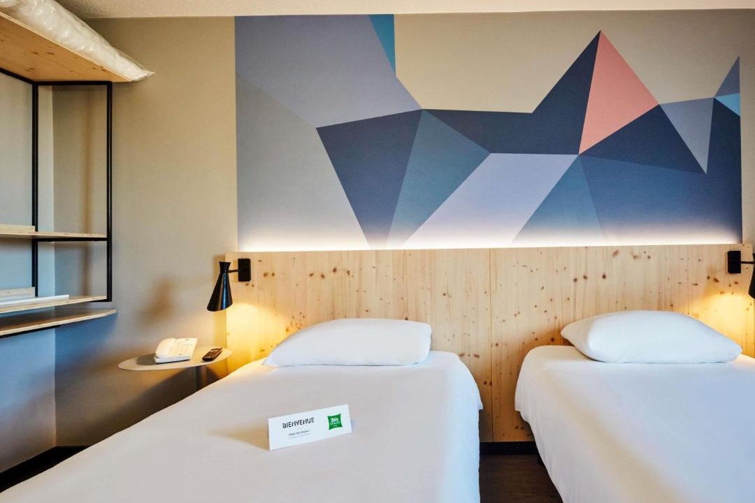 Photo of Others in Lisses