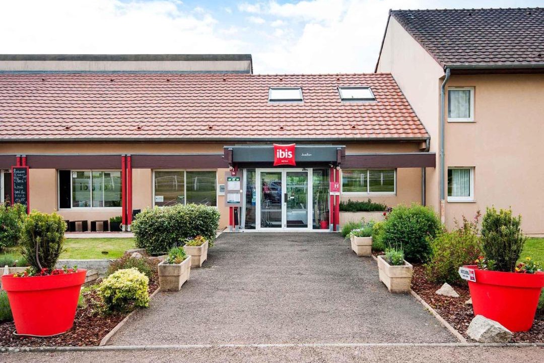 Photo of Others in Magny