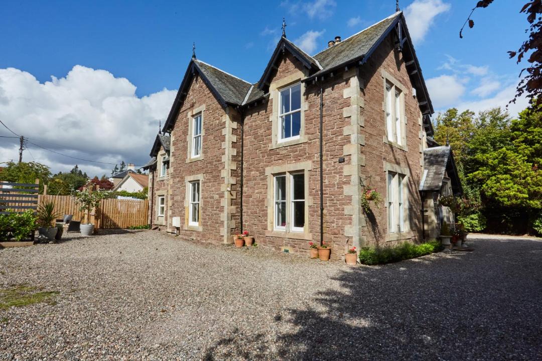 Photo of Others in Crieff