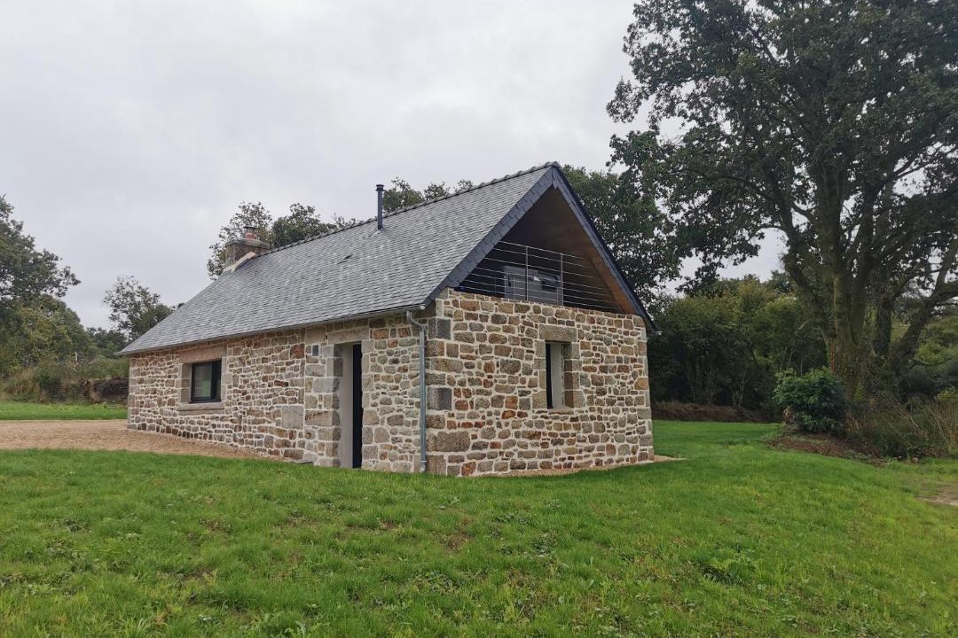 Photo of Others in Elliant