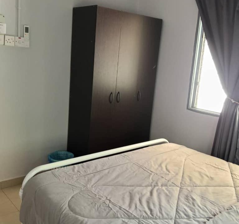 Photo of Others in Slim River