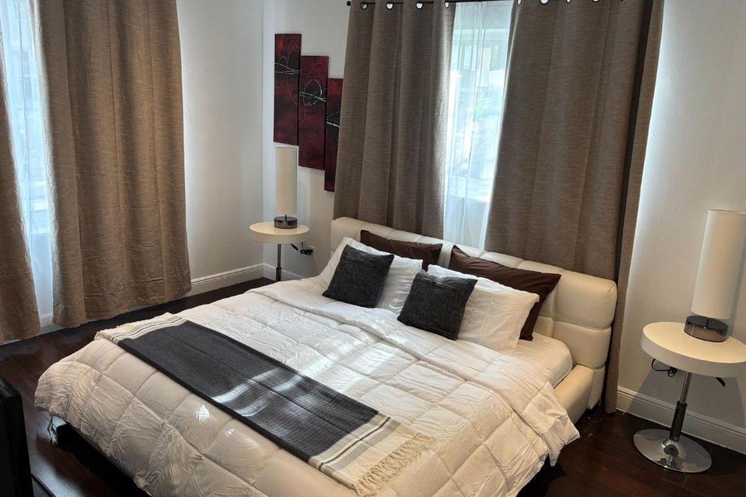 Photo of Bedroom in South Pointe