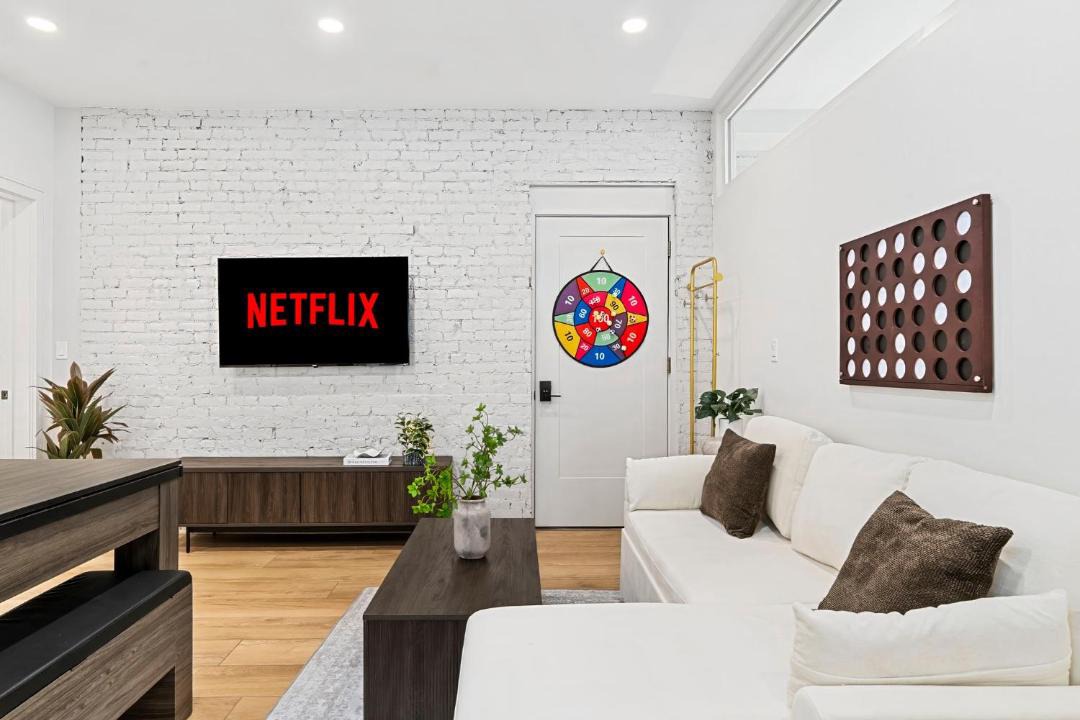 Photo of Livingroom in Corey Hill