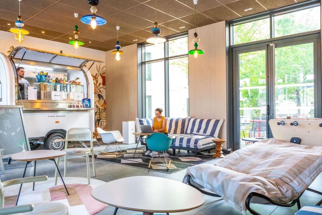 Photo of Others in Orly