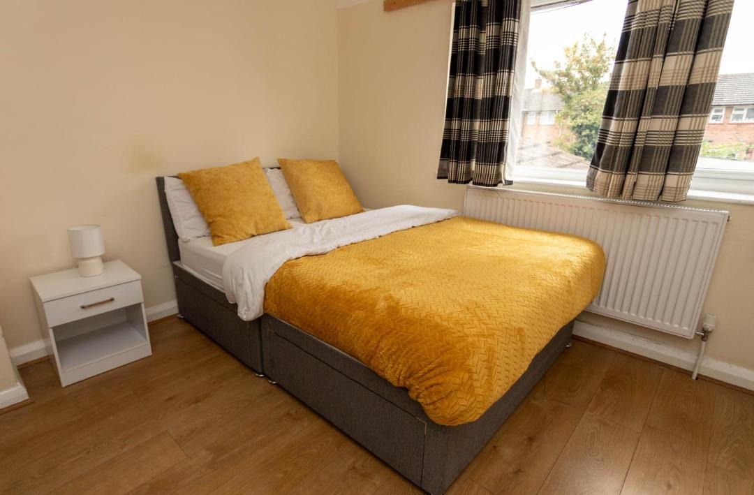 Photo of Others in Tilbury