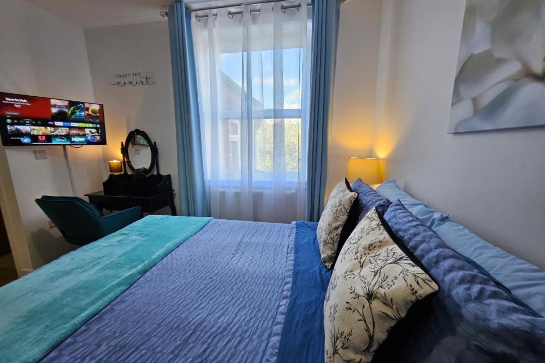 Photo of Others in Leek