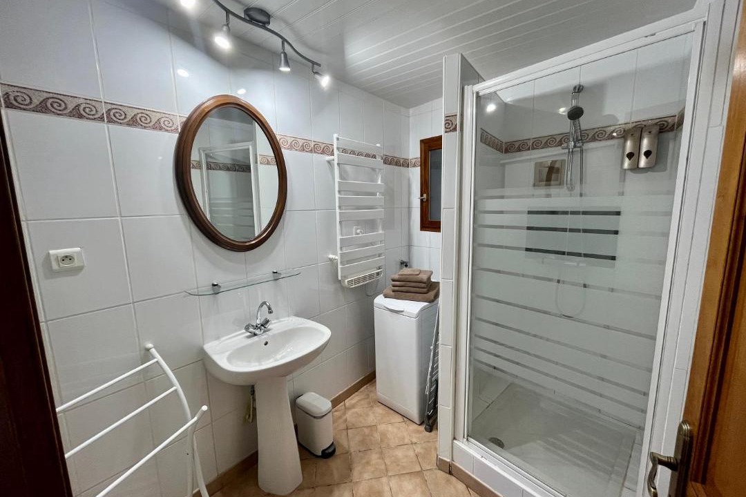 Photo of Bathroom in Esbareich