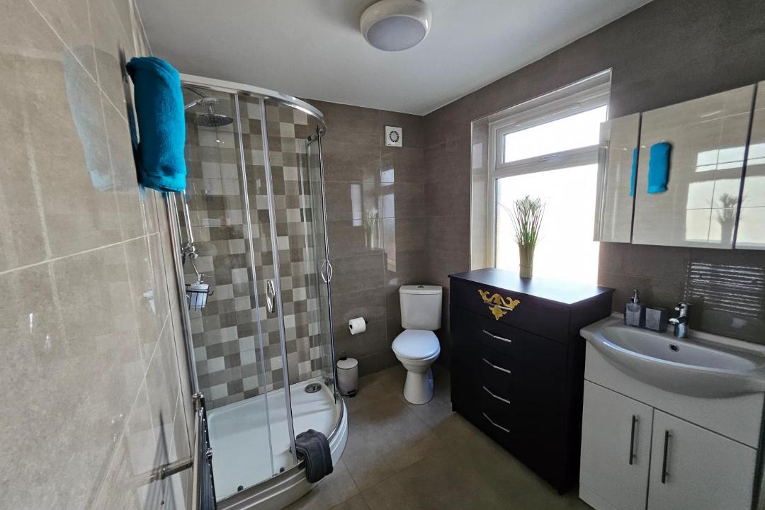 Photo of Others in Leek