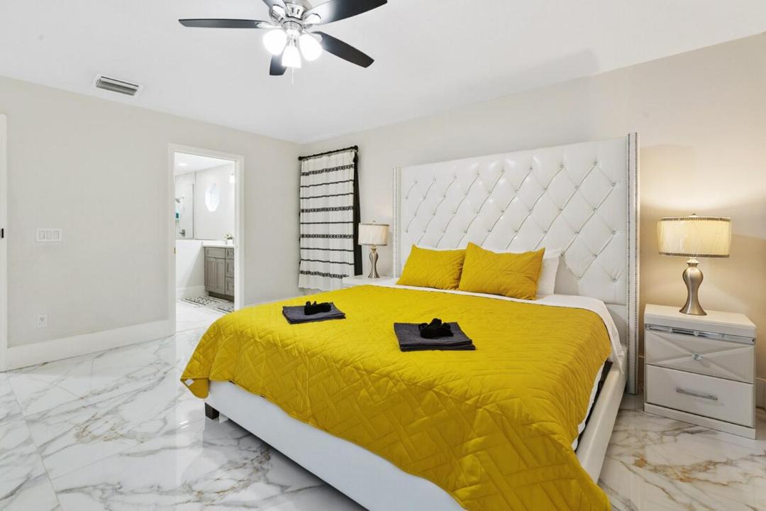Photo of Bedroom in Bloomingdale