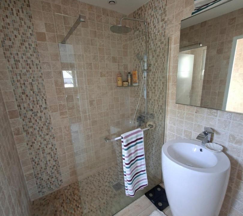 Photo of Bathroom in Samatan