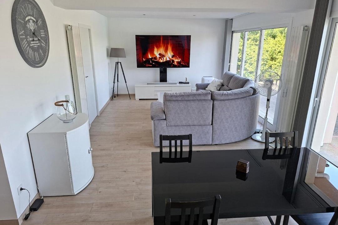 Photo of Livingroom in Samatan