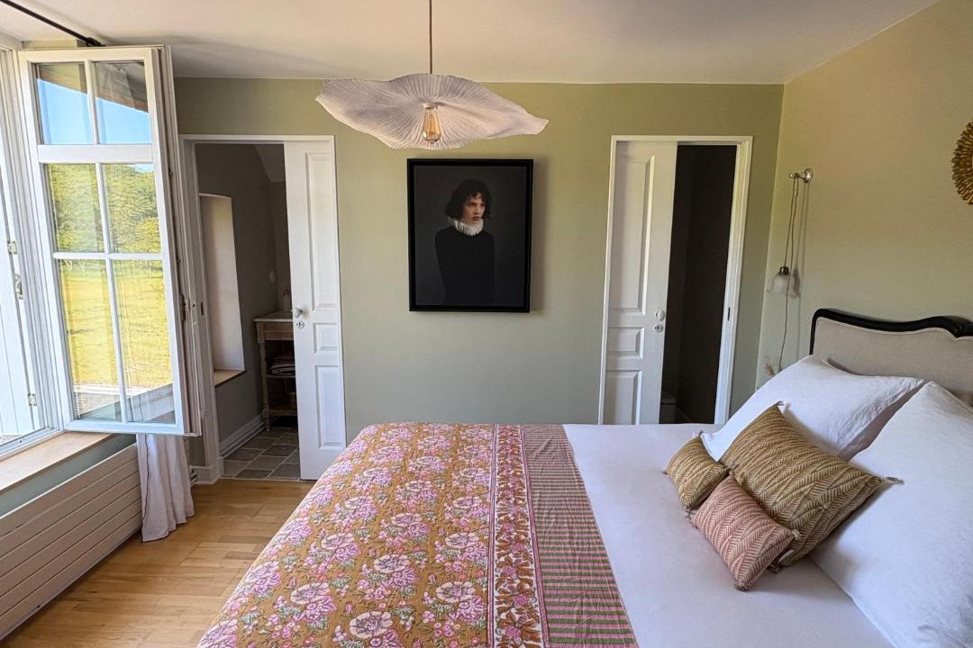 Photo of Bedroom in Ballan-Mire