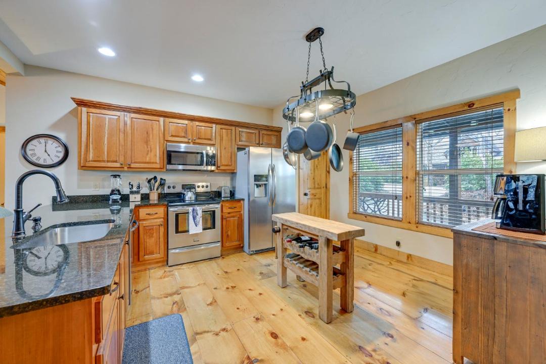 Photo of Kitchen in Deer Run