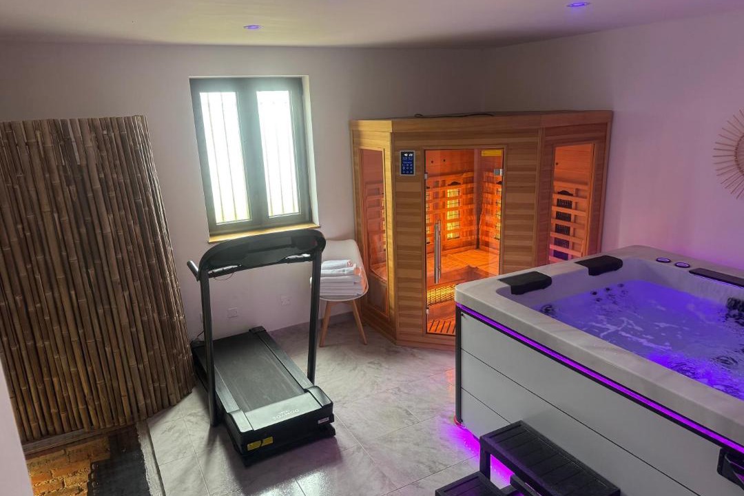 Photo of Others in Champillon