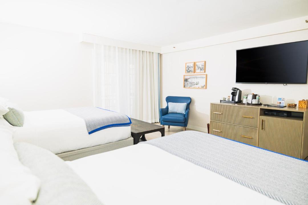 Photo of Others in Port Jefferson