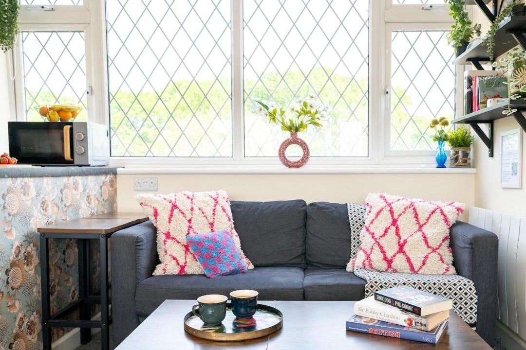 Photo of Livingroom in Shirley