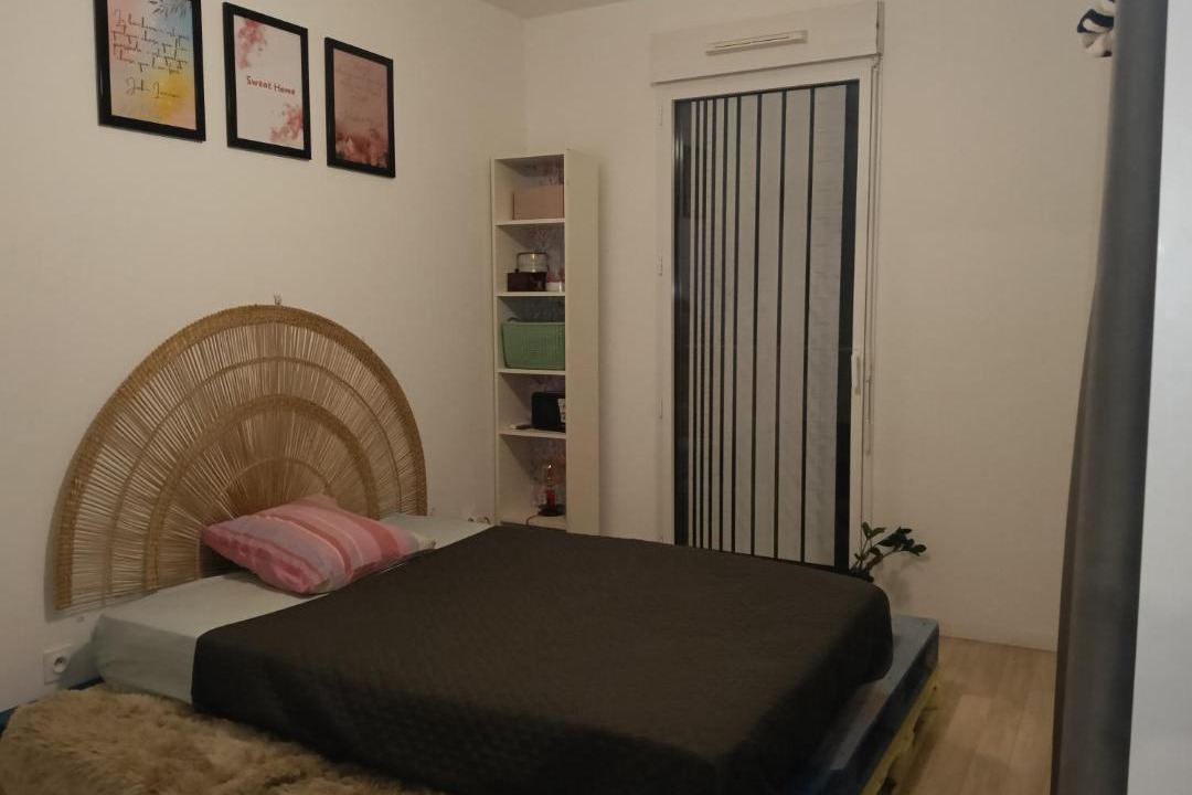Photo of Bedroom in Republique - Les Ponts