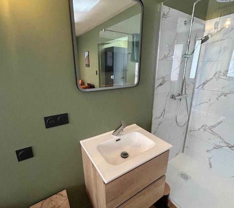 Photo of Bathroom in Brienne-le-Chateau