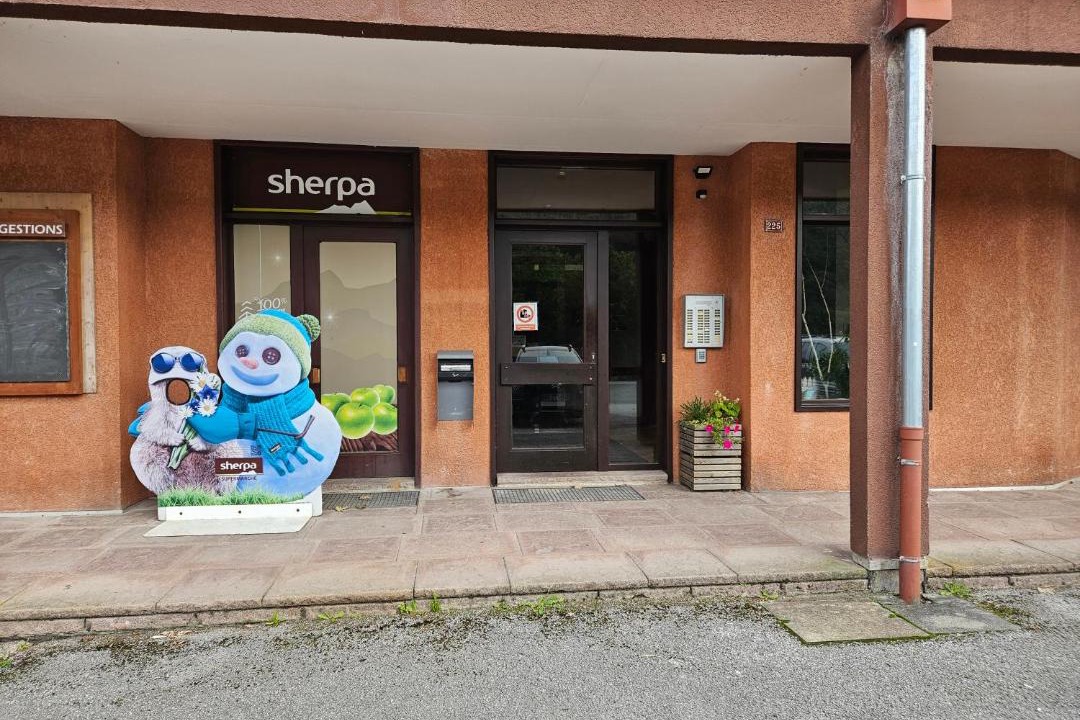 Photo of Others in Lelex