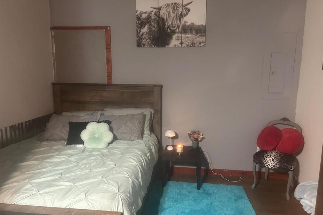 Photo of Bedroom in Lincoln County