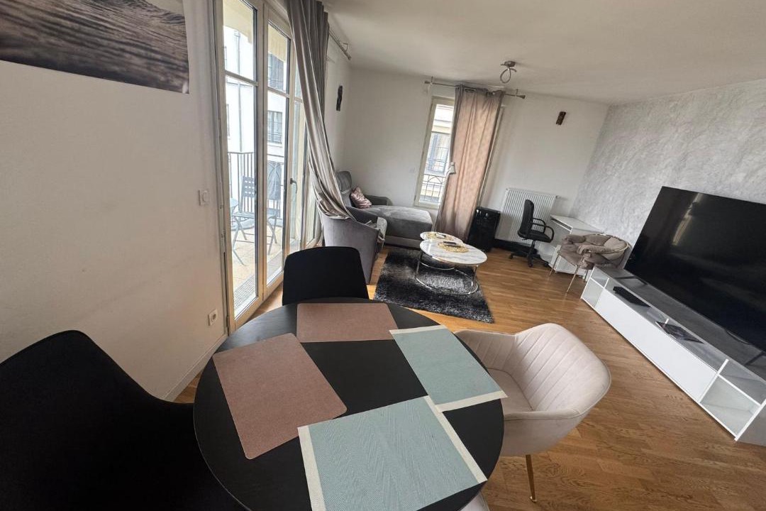 Photo of Others in Clamart