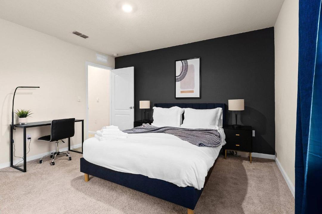 Photo of Bedroom in Baymeadows