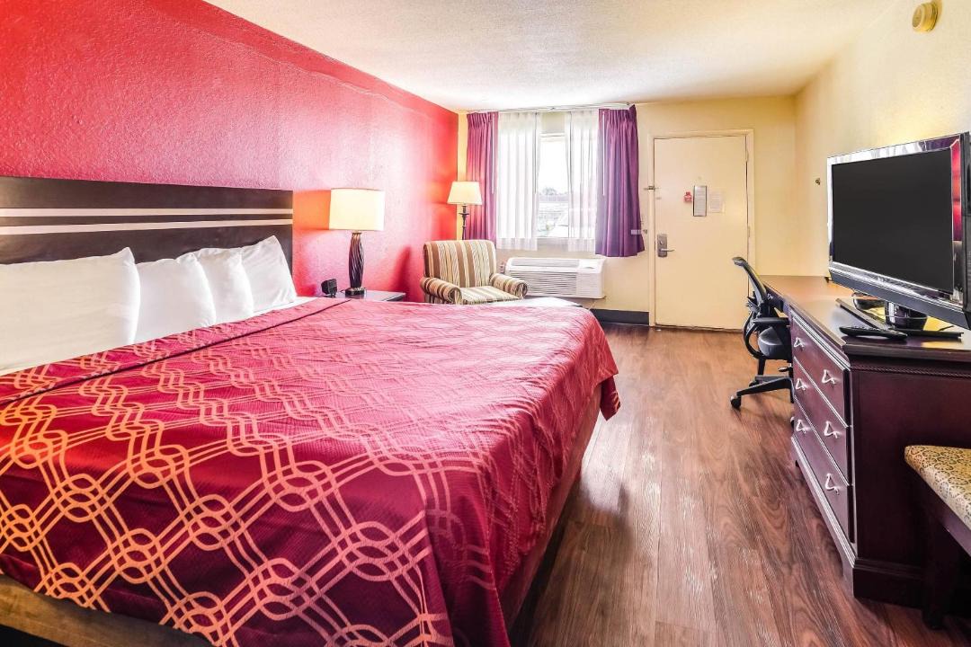 Photo of Bedroom in Christiansburg
