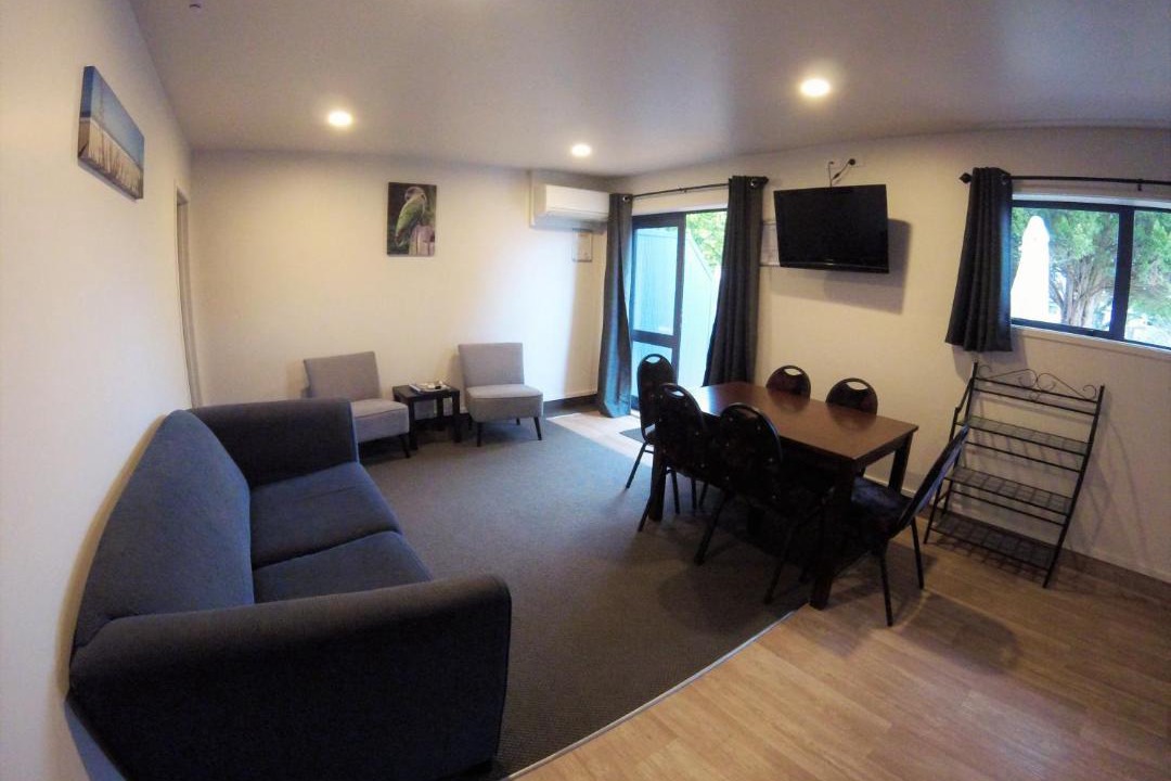 Photo of Livingroom in Hannahs Bay