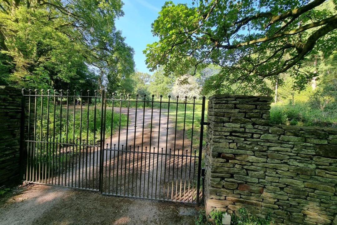 Photo of Others in Yorkley