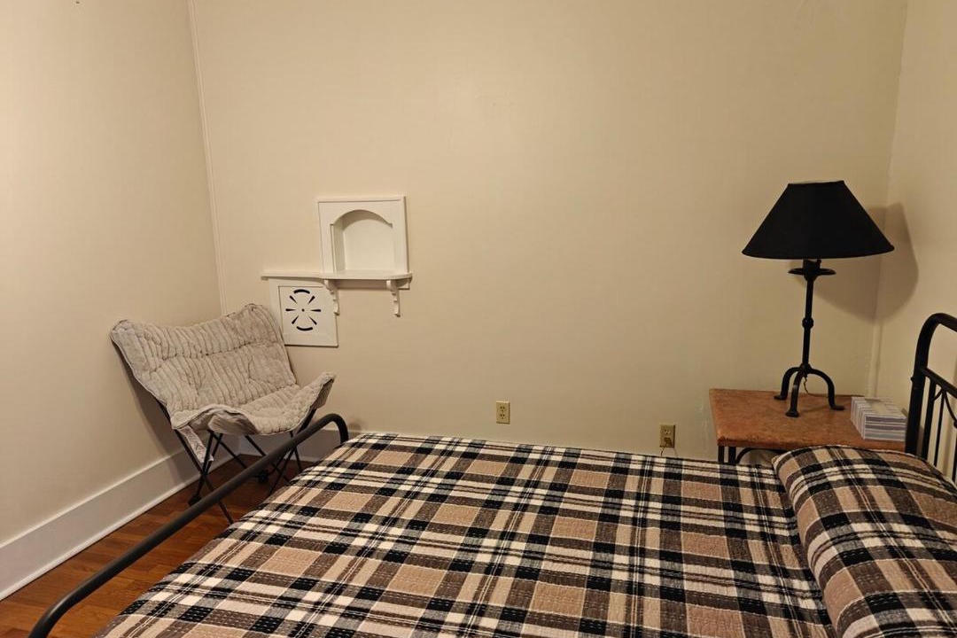 Photo of Bedroom in Newton