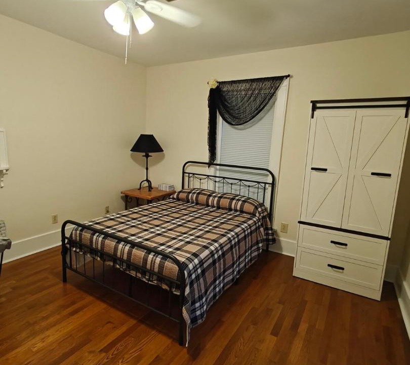 Photo of Bedroom in Newton