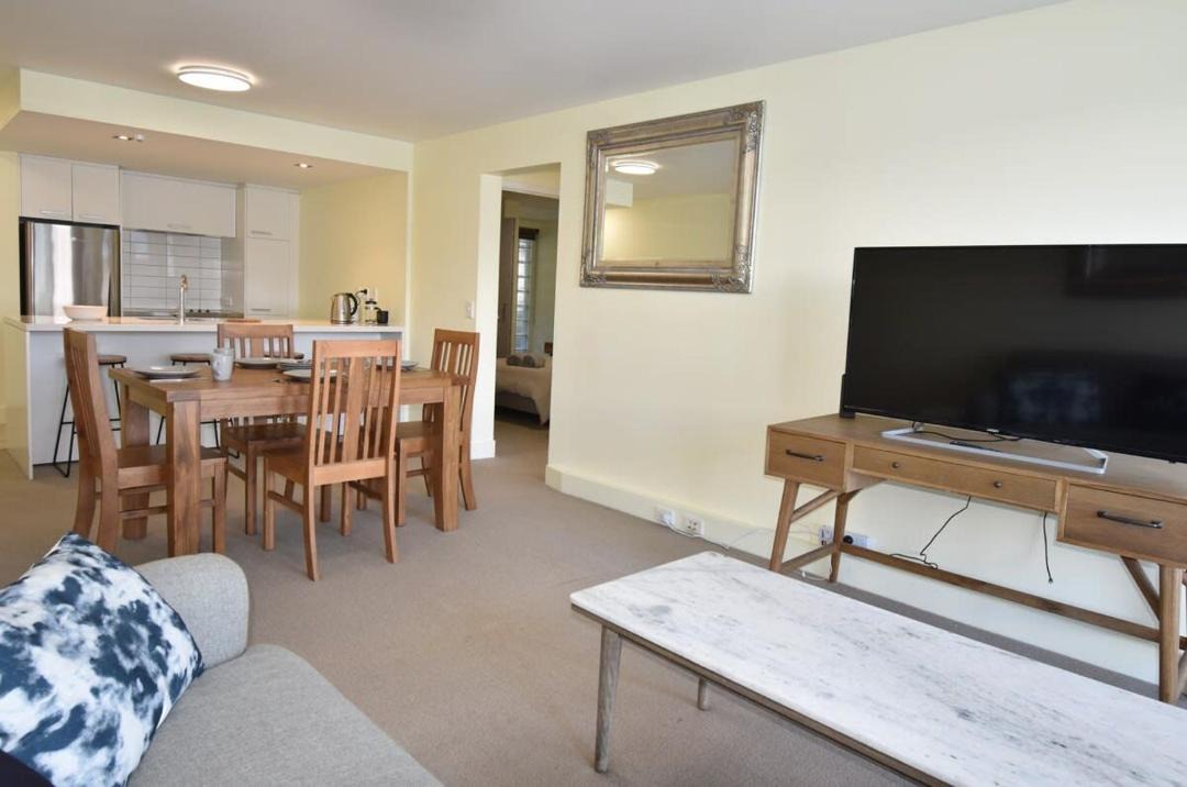 Photo of Others in Oriental Bay