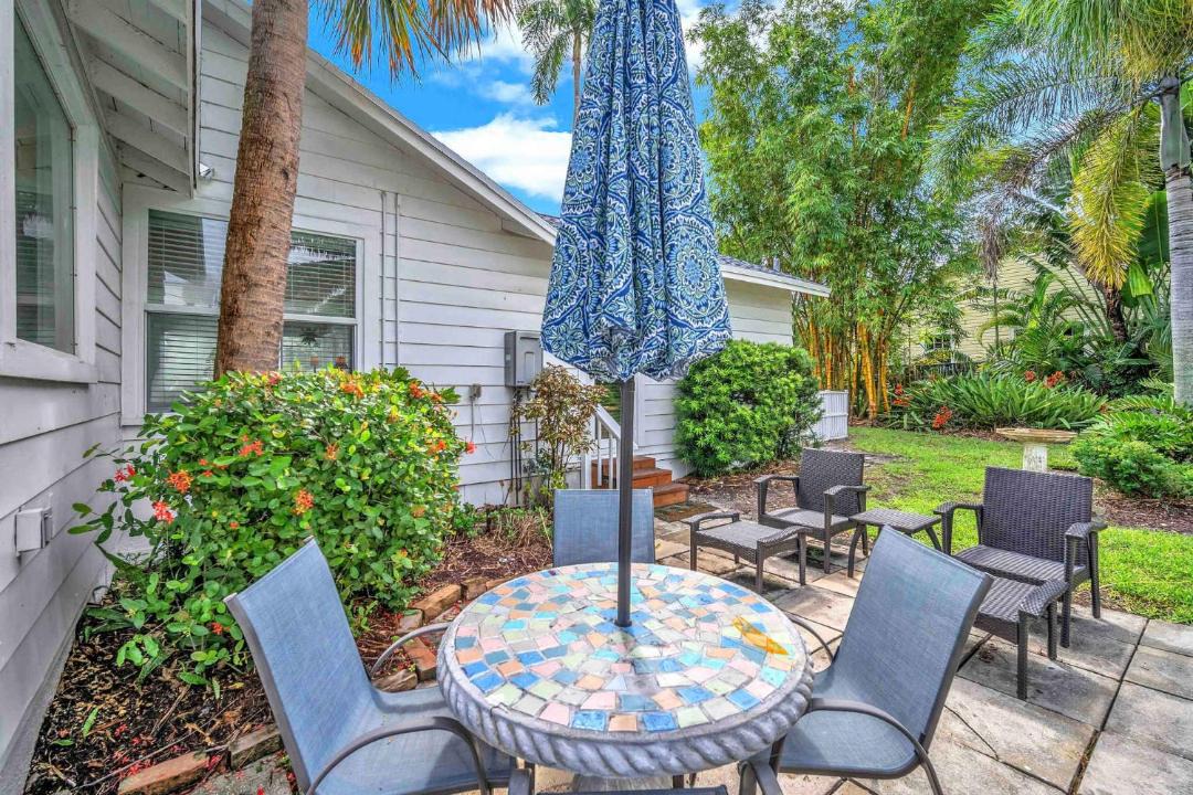 Photo of Patio Balcony in Tarpon River