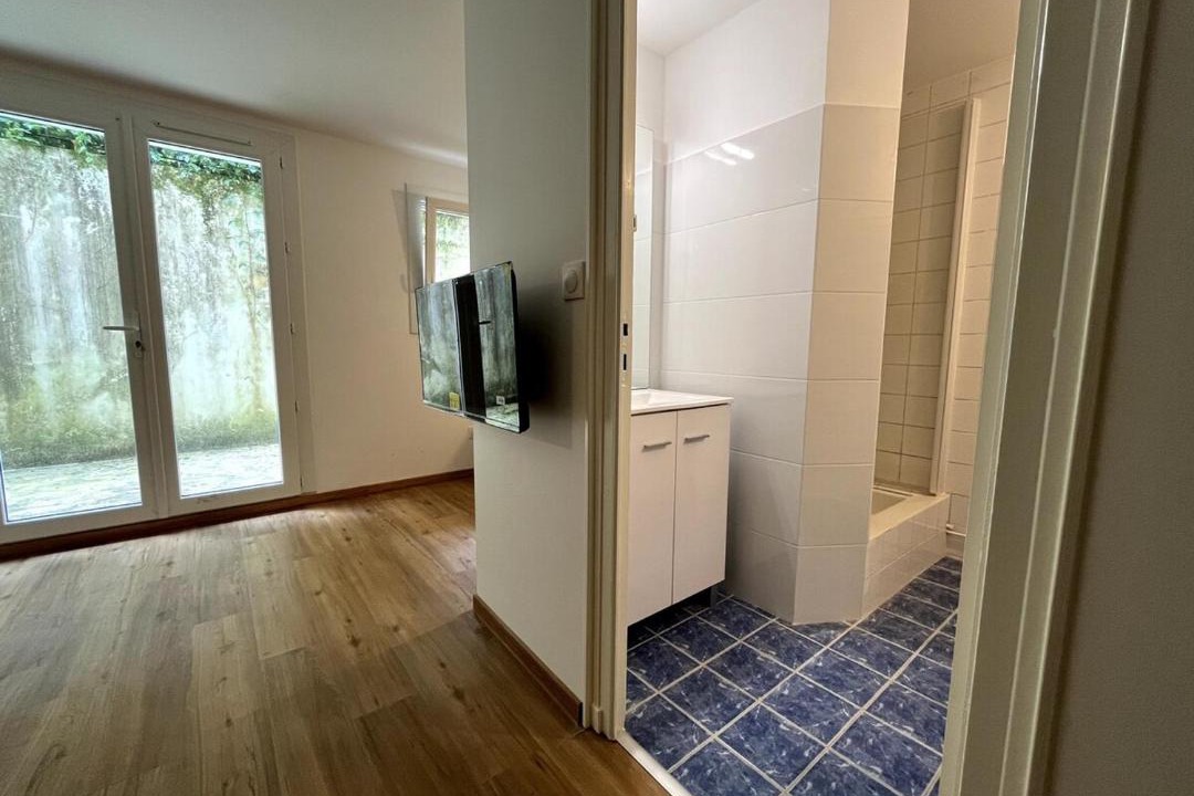 Photo of Bathroom in Cazaubon